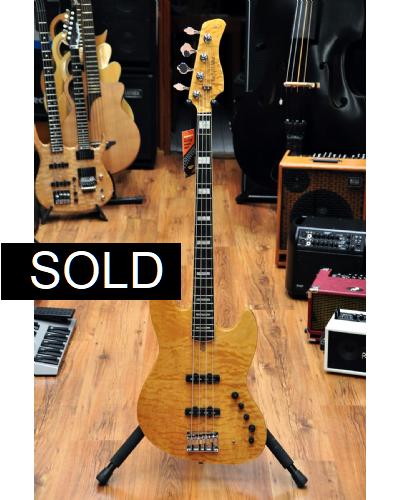 Sire Marcus Miller V9 2nd Gen Swamp Ash Natural